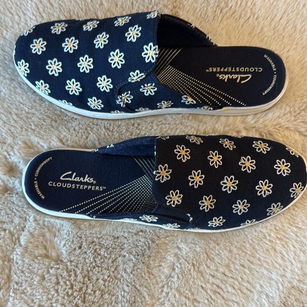CLarks slip ons